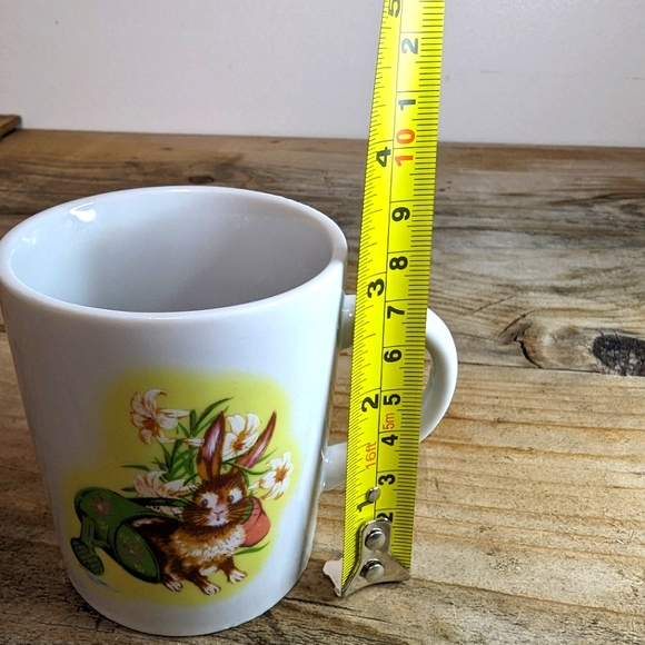 Vintage Bunny Watering can Flowers Laura Secord Mug - Picture 5 of 6